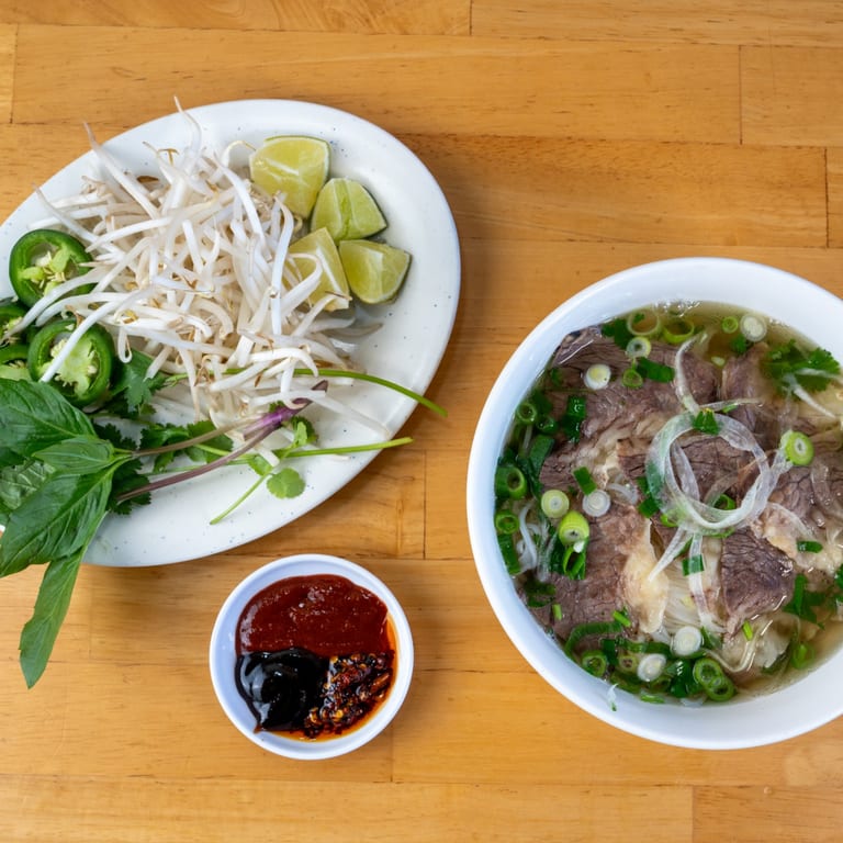 Fresh, High-Quality Meals at Pho Le
